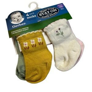 NWT Gerber Newborn 4 Pack Socks Flower Designs